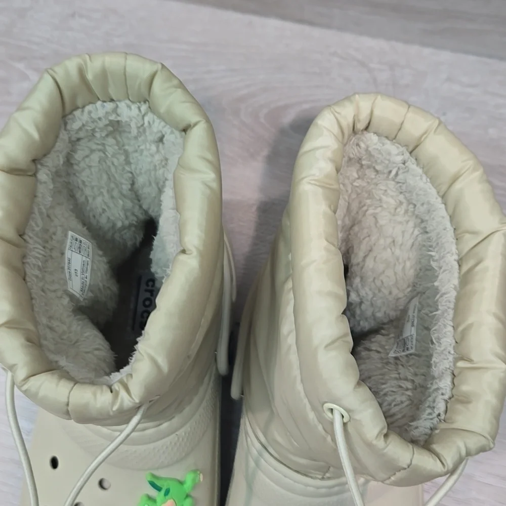 CROCS good warm